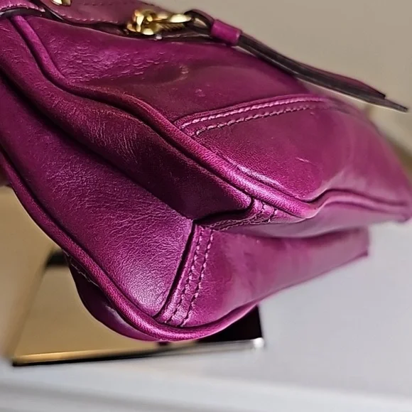 COACH 12450 Hampton Lindsey Leather Plum Flap Turnlock Clutch Charm Wrist Strap - Picture 8 of 12